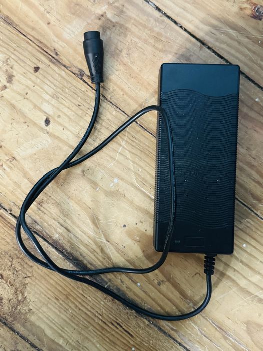 Carregador original da dualtron mini 52 V
