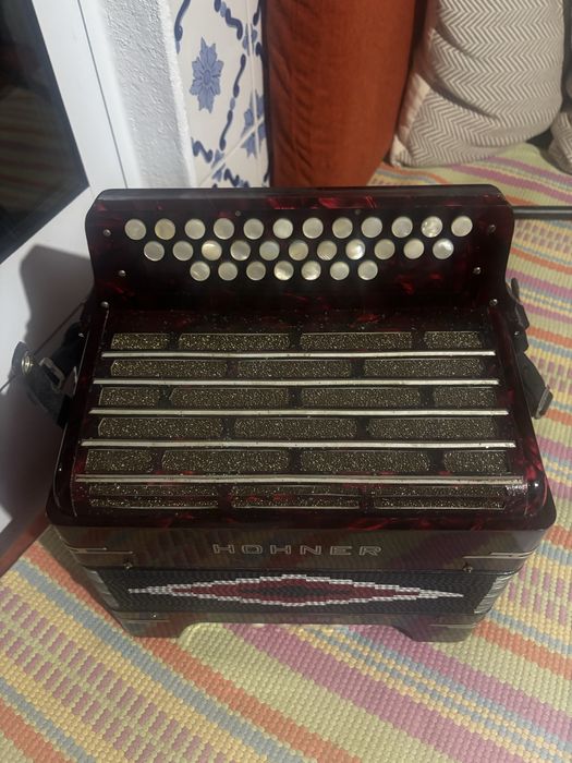 Concertina Hohner em Sol Do Fa