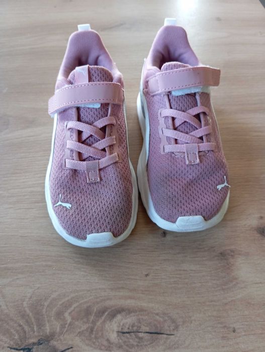 Buty Puma dla dziewczynki rozmiar 27