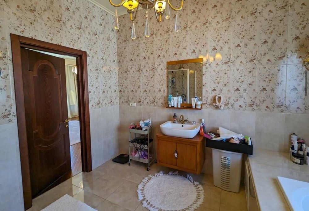 Приватний будинок 280 м² у КМ «Аріадна» | 10 соток | охорона | автономність АП