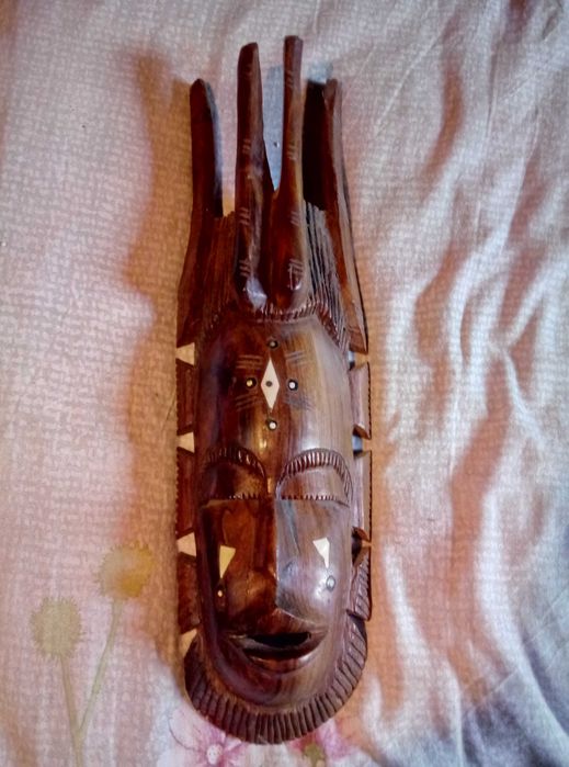 Maska szamana z Senegalu.