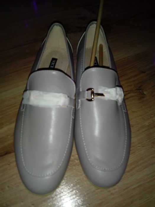 Buty Nowe WSUWANE MODNE DAMSKIE BUTY R.37 VICES wkładka 24 cm.