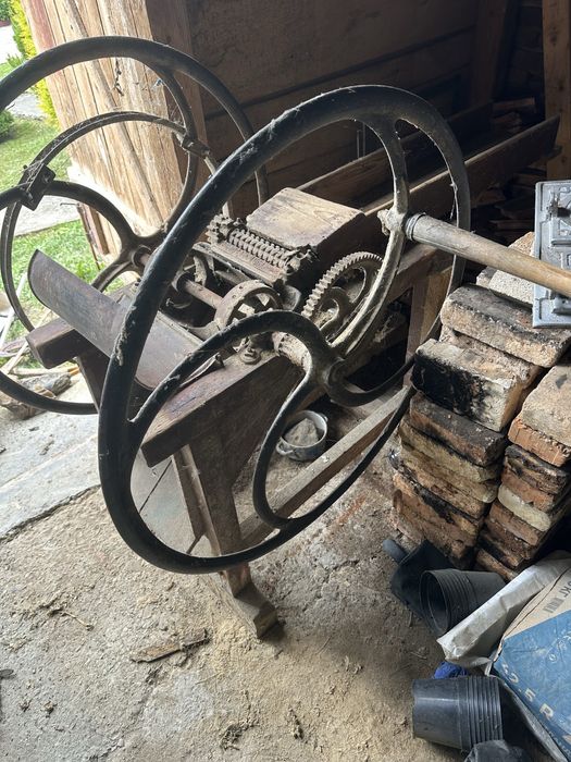 Продається січкарня