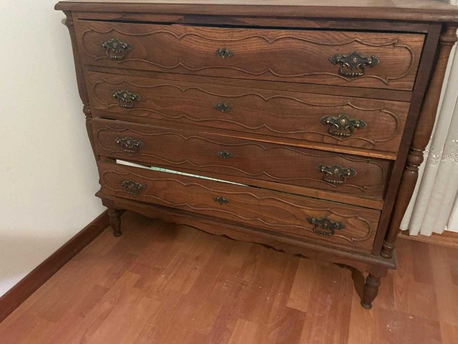 quarto completo antigo