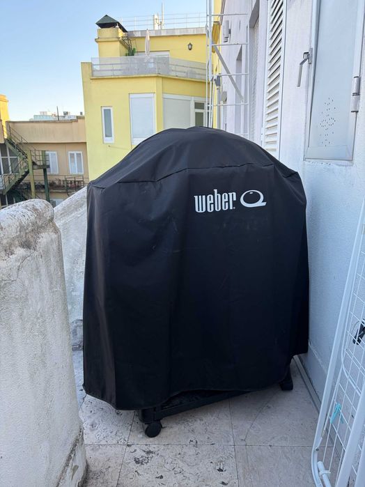 Grelhador a gás Weber Q 3200N+ com carrinho + cobertura Premium