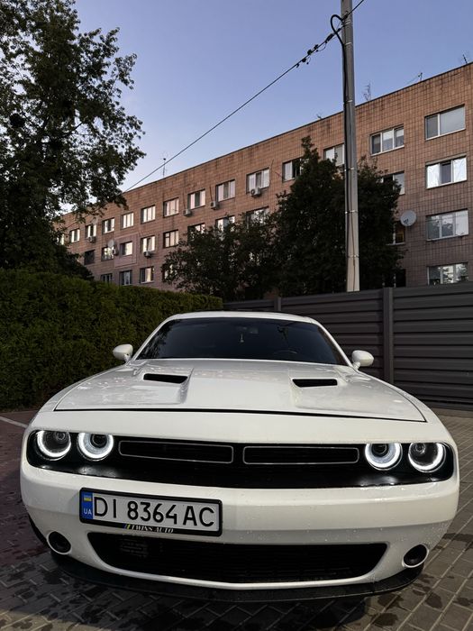 Продам Dodge Challenger
