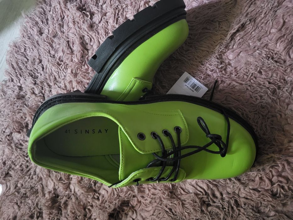 Nowe zielone buty rozmiar 41 (wkł. 26,5cm) sinsay