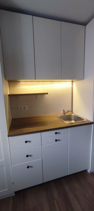 Kuchnia zabudowa kuchenna meble kuchenne biała białe Ikea VEDDINGE