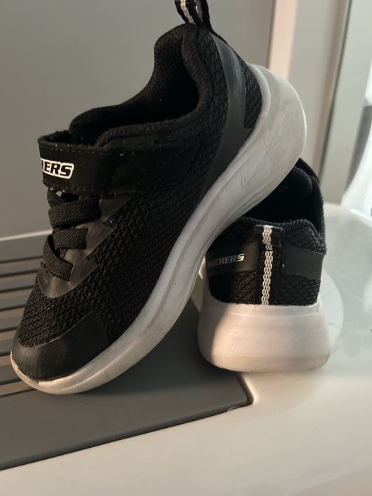 Buty sportowe skechers r.26