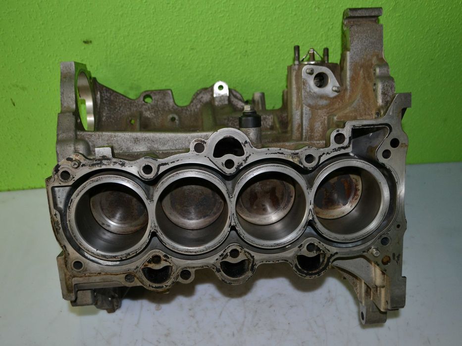Blok silnika tłoki korowody HYUNDAI KIA 1.6 16V  G4FC
