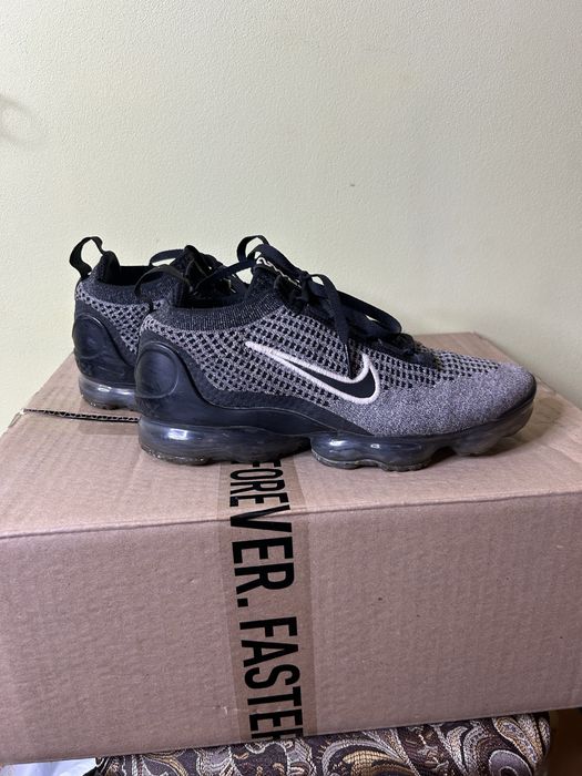 Кросівки Nike Air VaporMax 2021 Flyknit Made in Vietnam  Стан хороший 38(24 см) 1050 грн
