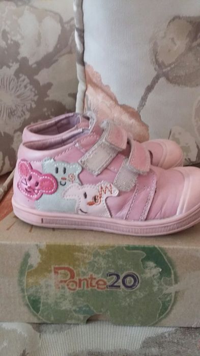 Ботінки черевички