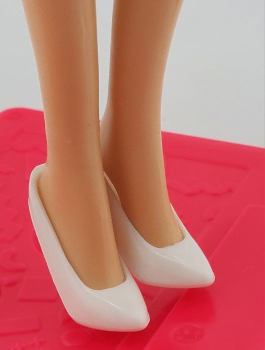 Buty dla lalki Barbie białe