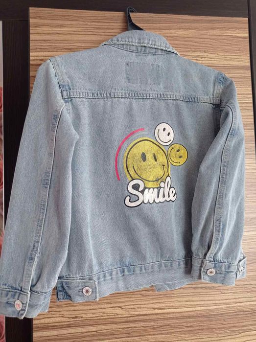 Джинсова куртка для дівчинки