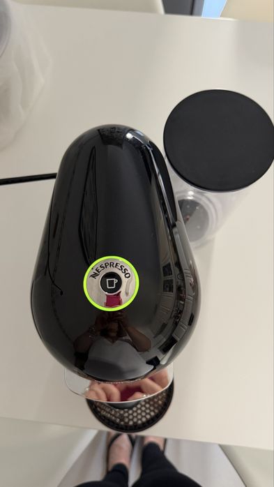 Máquina de café Nespresso Vertuo