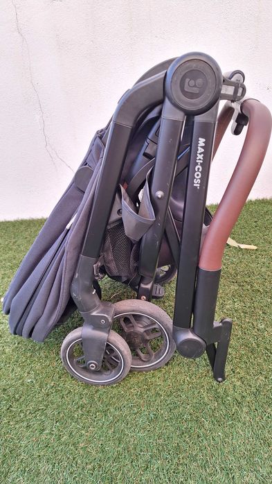 Maxi-cosi Carrinho + Ovo + Base isofix