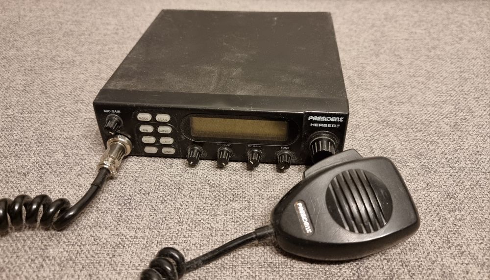 Radio CB PRESIDENT HERBERT - zestaw ze spliterem i głośnikiem zewn.