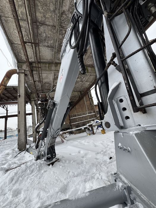 Лісовий кран маніпулятор PENZ