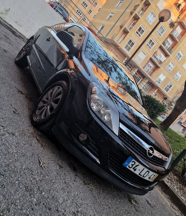 Opel astra gtc 1.7cdti 2010