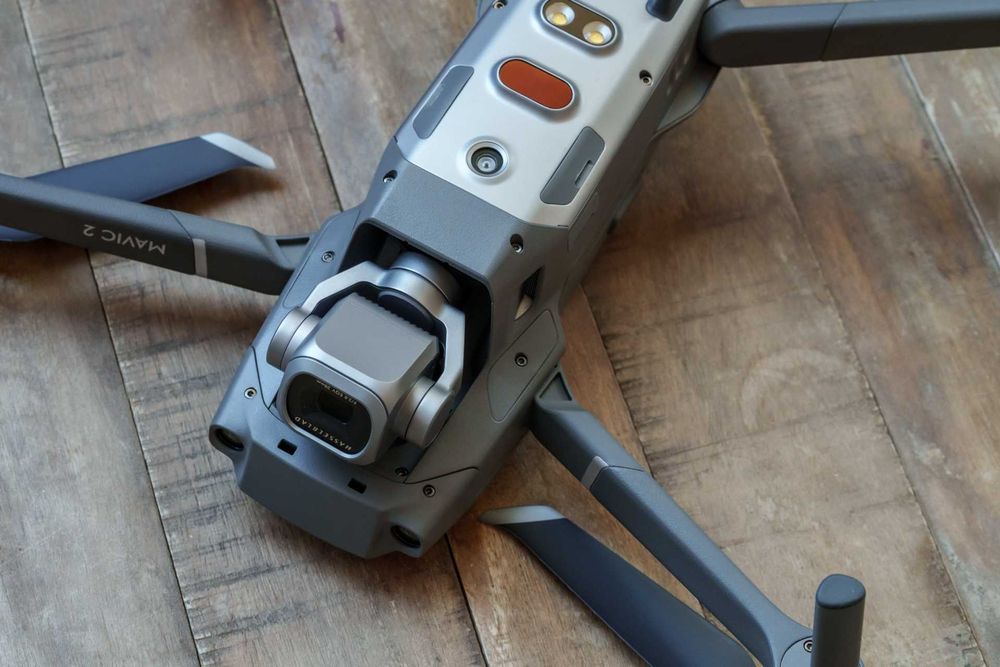 DJI Mavic 2 Pro — Unidade substituída pela DJI em agosto de 2026 + vários acessórios