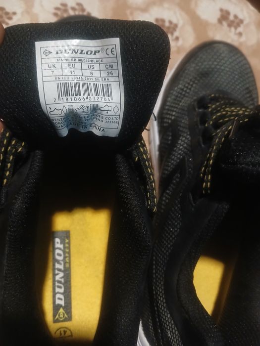 Tenis marca Dunlop n41 em excelente estado