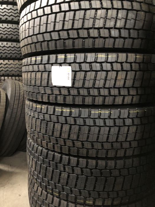 315/70R 22.5 pneus usados, recauchutados, novos