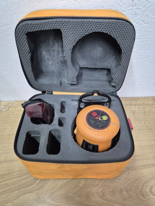 Qeo fennel laser niwelator