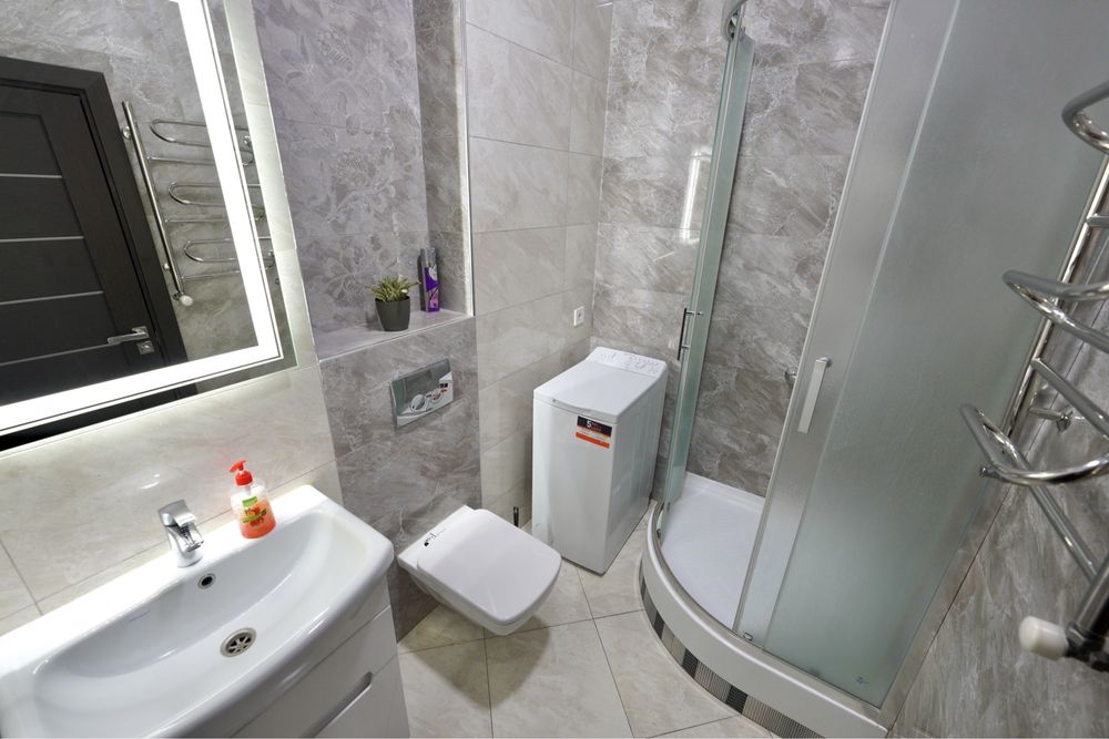 2-кімнатна  квартира в центрі міста  СВІТЛО 24/7