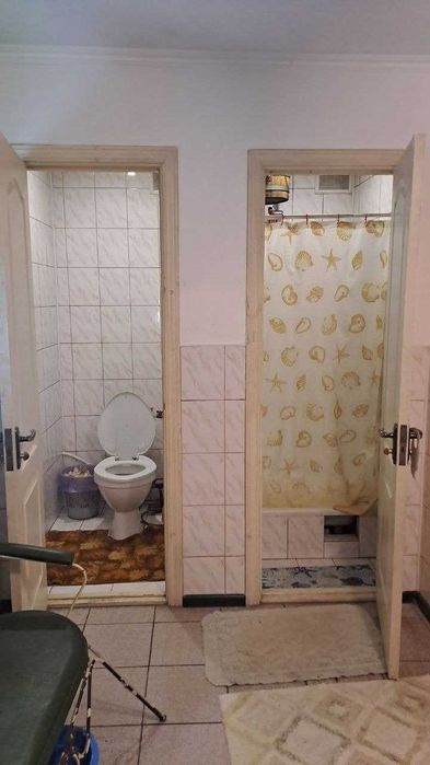Продається КОМПЛЕКС (житловий будинок + готовий бізнес), розташований за адресою: м. Київ, Голосіївський р-н, вул. Вітянська, 1  Столичне шосе