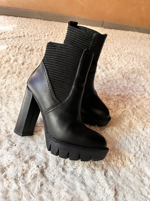 Ботильйони жіночі