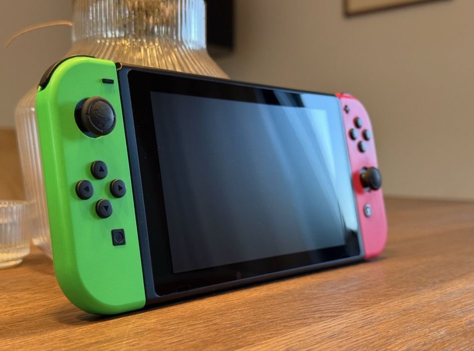 Nintendo Switch V2 - Stan perfekcyjny - ZESTAW