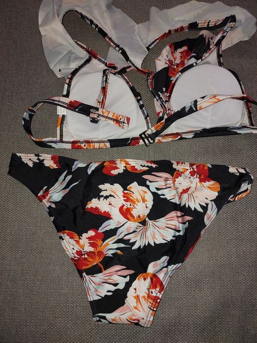 Biquini cintura baixa padrão floral tamanho s/m Novo