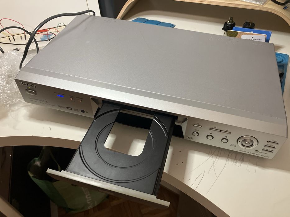 Sony CD/DVD Player DVP-NS400D