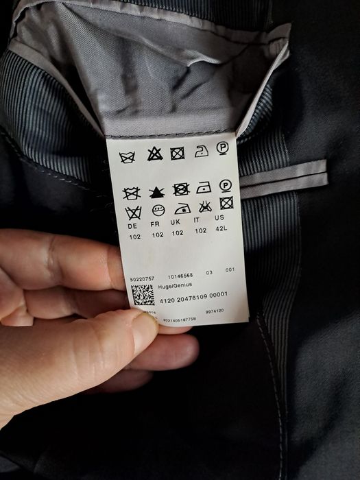 Czarna marynarka Hugo Boss r. 52