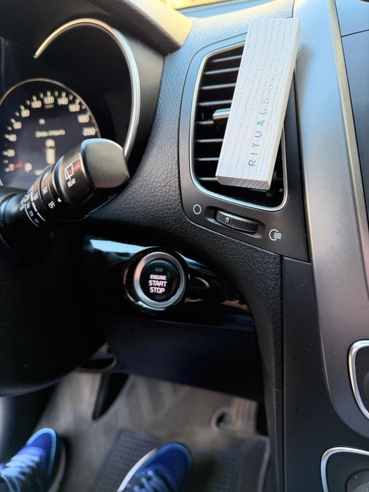 Автомобіль продати