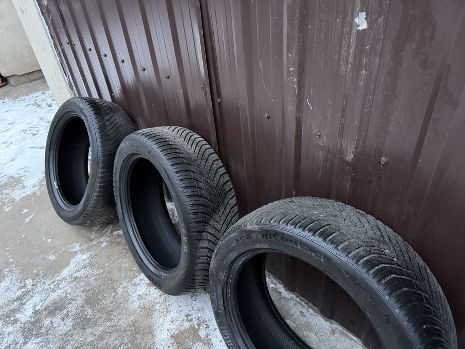 Continental AllSeasonContact 215/50 R17 95V XL