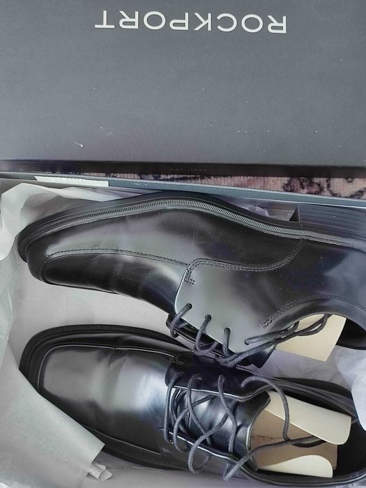 Туфлі нові чоловічі шкіряні 41 розміру німецькі. Rockport