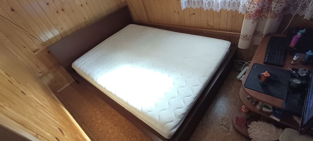 Łóżko IKEA Malm + materac IKEA Sultan 160x200