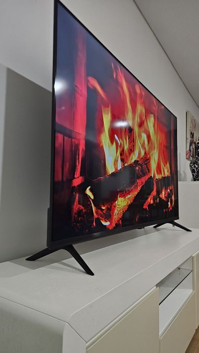 Samsung 65” Crystal UHD 4K – Como Nova