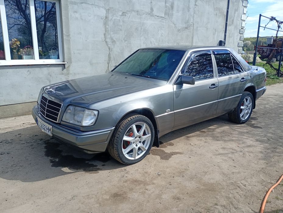 Продам або обмін Мерседес 124