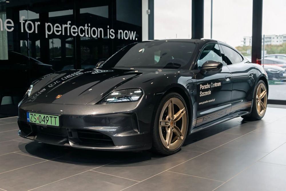 Porsche Taycan