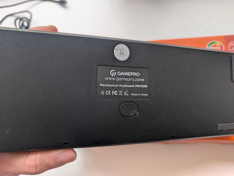 Клавиатура Gamepro MK130R 60%