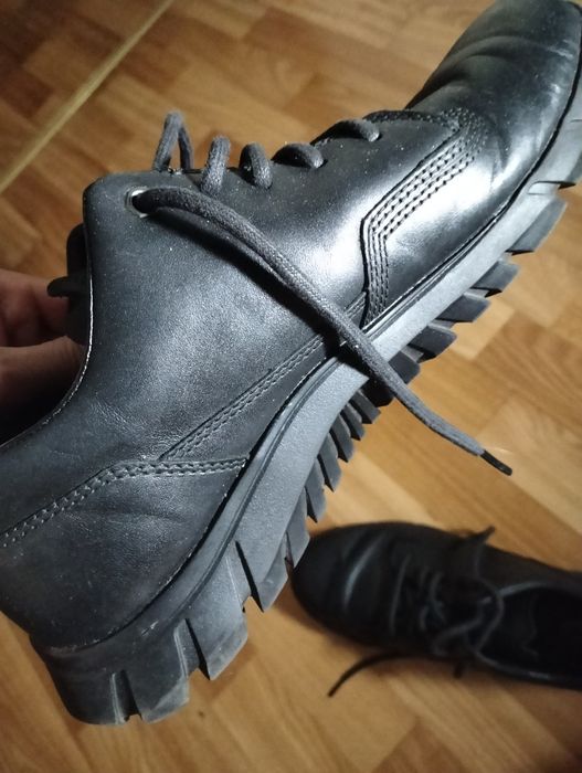 Кросівки натуральна шкіра