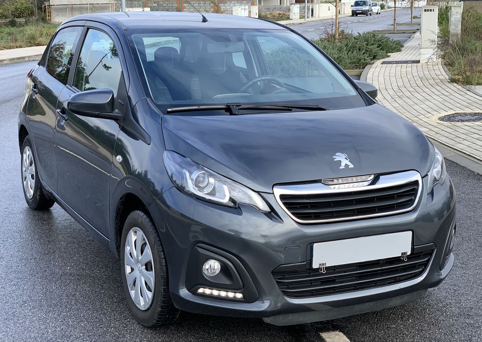 Peugeot 108 // 49 milkms ( motor de corrente/ Toyota) IMPECÁVEL