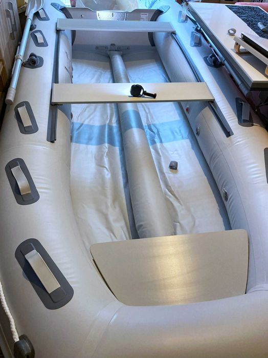 Ponton-łódź Kolibri KM-360DXL aluminium