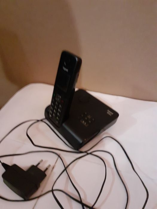 Радио телефон з гучномовцем з Німечини