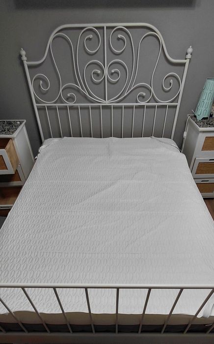 Łóżko LEIRVIK 140*200 z materacem