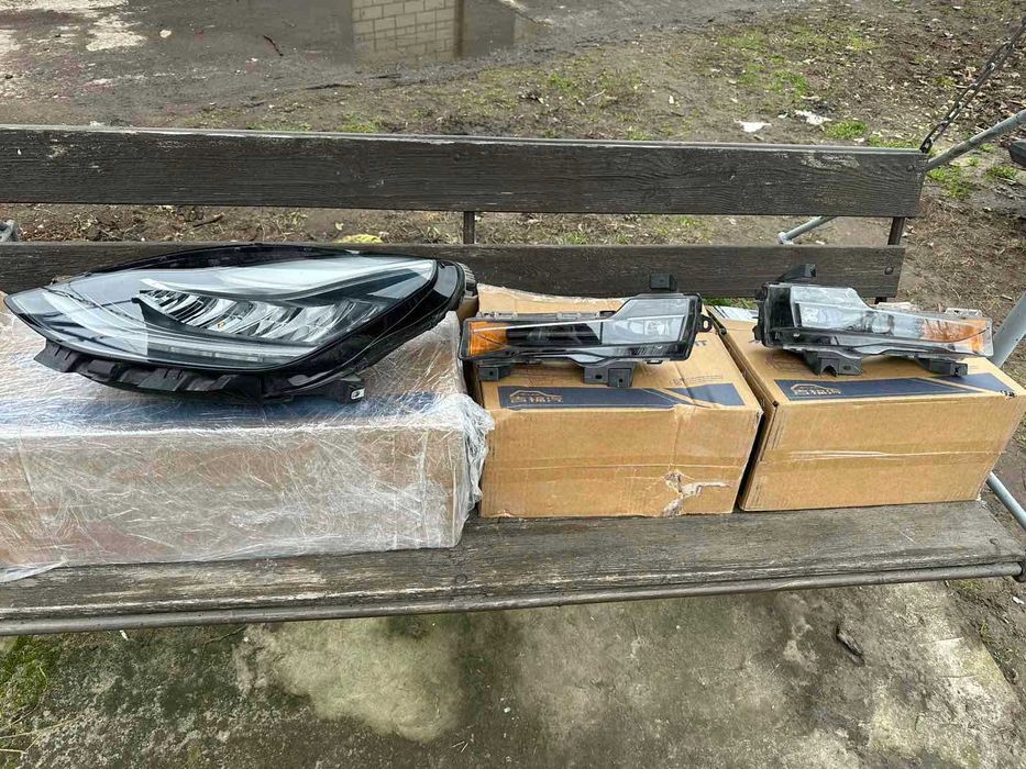 Фара Tesla Model 3 і Y 2021р і противотуманка