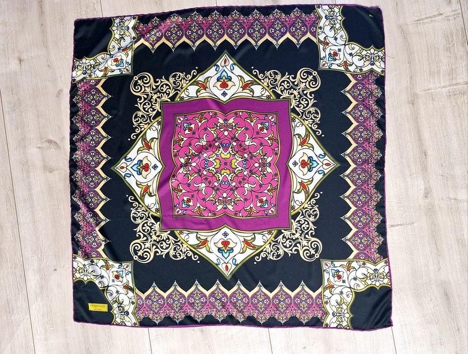 Avantgard Milano Chusta i 88x90 cm