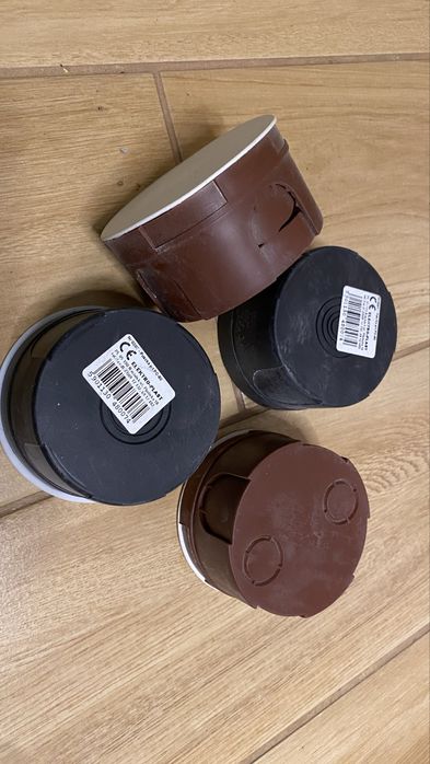 Puszka PO 80 podtynkowa z pokrywką PO-80 PO80 4szt